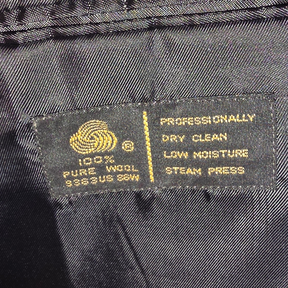 Jones New York Men's Blazer - Picture 6 of 9